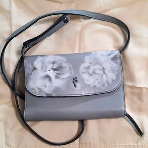 Vera Wang Crossbody Purse